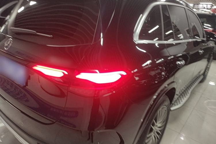Used Mercedes-Benz GLC 2025 GLC 300 L 4MATIC Dynamic Model 5 Seats Rear Right 45 Deg