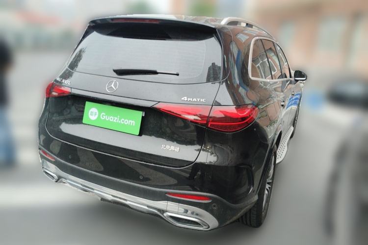 Used Mercedes-Benz GLC 2025 GLC 300 L 4MATIC Dynamic Model 5 Seats Rear Right 45 Deg