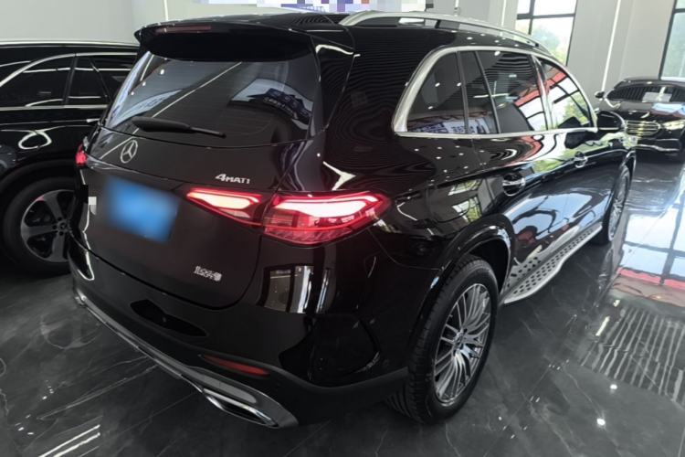 Used Mercedes-Benz GLC 2025 GLC 300 L 4MATIC Dynamic Model 5 Seats Rear Right 45 Deg