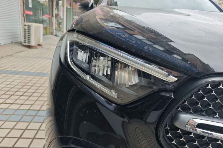 Used Mercedes-Benz GLC 2025 Refreshed GLC 300 L 4MATIC Dynamic Version 5 Seats Right Front Headlight