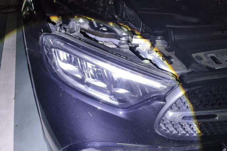 Used Mercedes-Benz GLC 2025 GLC 260 L 4MATIC Luxury Model Right Front Headlight