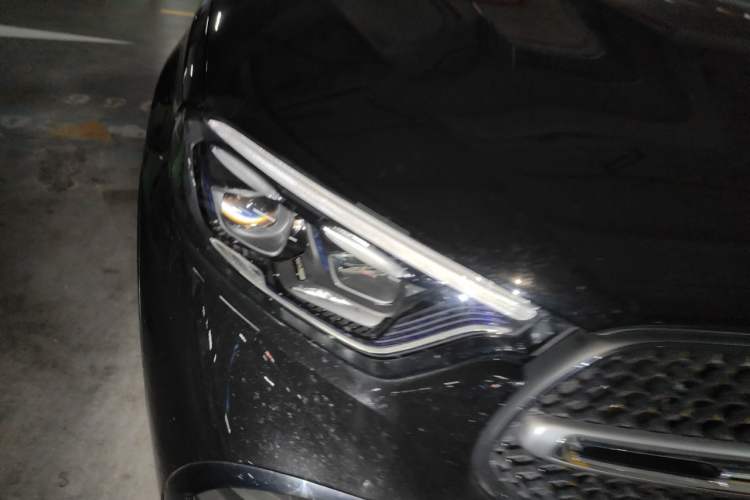 Used Mercedes-Benz GLC 2025 GLC 300 L 4MATIC Luxury Model 5 Seats Right Front Headlight