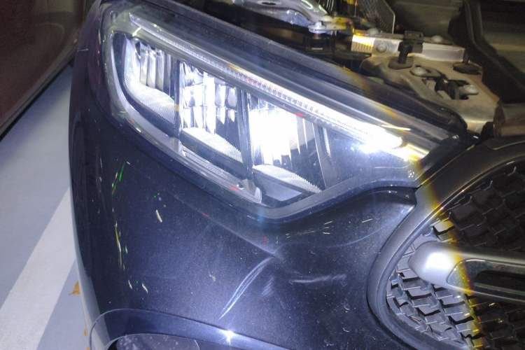 Used Mercedes-Benz GLC 2025 GLC 300 L 4MATIC Dynamic Model 5 Seats Right Front Headlight