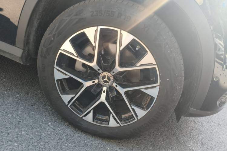 Used Mercedes-Benz GLC 2025 GLC 260 L 4MATIC Dynamic Edition Right Front Wheel Hub