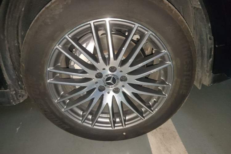 Used Mercedes-Benz GLC 2025 GLC 300 L 4MATIC Dynamic Model 5 Seats Right Front Wheel Hub