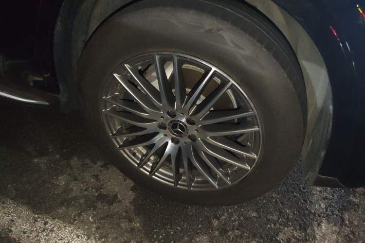 Used Mercedes-Benz GLC 2025 GLC 300 L 4MATIC Dynamic Model 5 Seats Right Front Wheel Hub