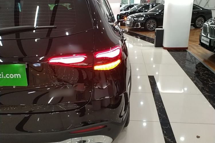 Used Mercedes-Benz GLC 2025 Refreshed GLC 300 L 4MATIC Dynamic Version 5 Seats Right Rear Taillight