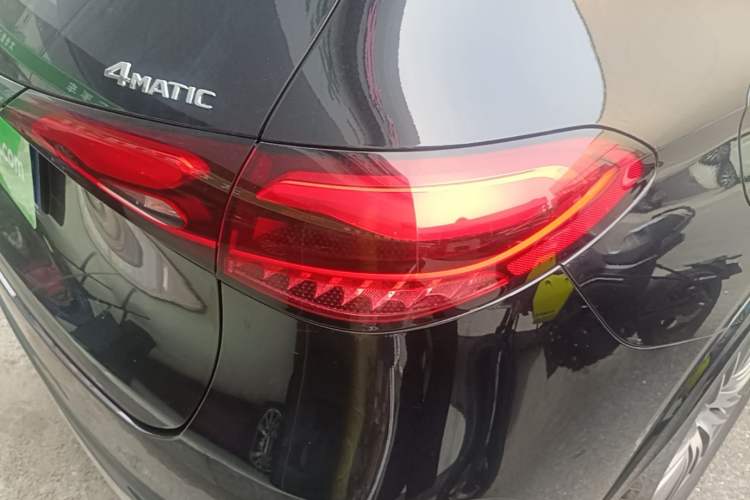 Used Mercedes-Benz GLC 2025 GLC 300 L 4MATIC Dynamic Model 5 Seats Right Rear Taillight