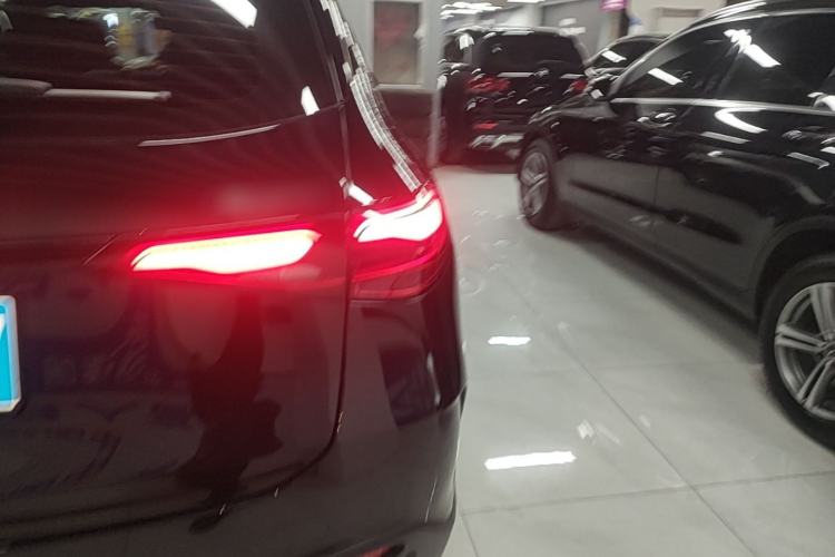 Used Mercedes-Benz GLC 2025 GLC 300 L 4MATIC Dynamic Model 5 Seats Right Rear Taillight