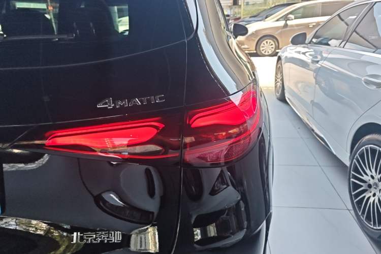 Used Mercedes-Benz GLC 2025 Refreshed GLC 300 L 4MATIC Dynamic Version 5 Seats Right Rear Taillight