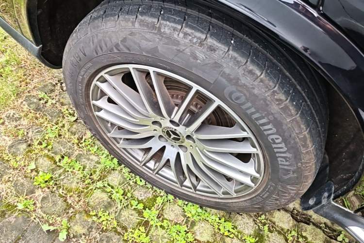 Used Mercedes-Benz GLC 2025 Refreshed GLC 300 L 4MATIC Dynamic Version 5 Seats Right Rear Wheel Hub