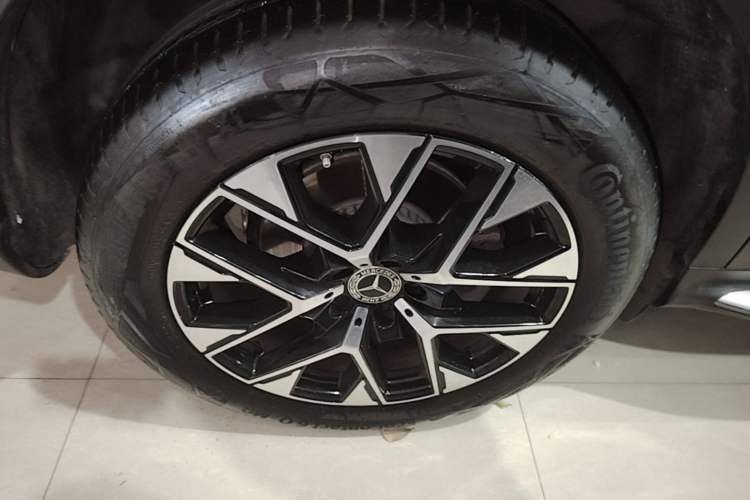 Used Mercedes-Benz GLC 2025 Refresh GLC 260 L 4MATIC Dynamic Edition Right Rear Wheel Hub