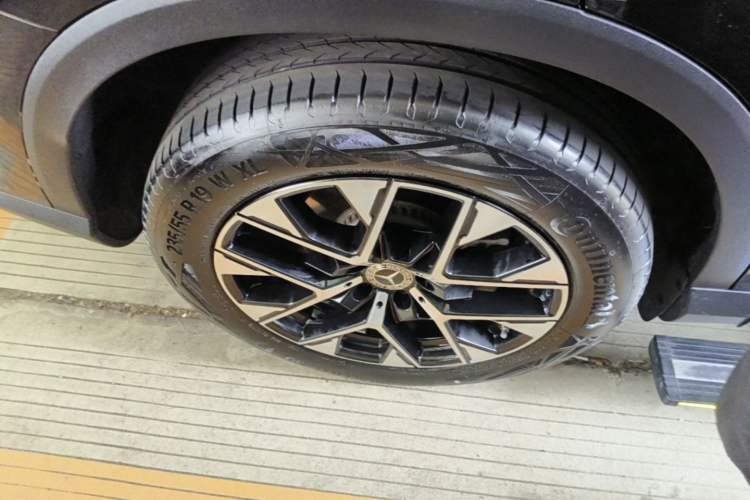 Used Mercedes-Benz GLC 2025 GLC 260 L 4MATIC Dynamic Edition Right Rear Wheel Hub