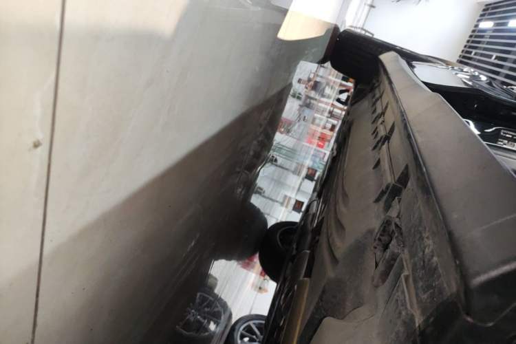 Used Mercedes-Benz GLC 2025 Facelift GLC 260 L 4MATIC Luxury Edition Right Side Sill