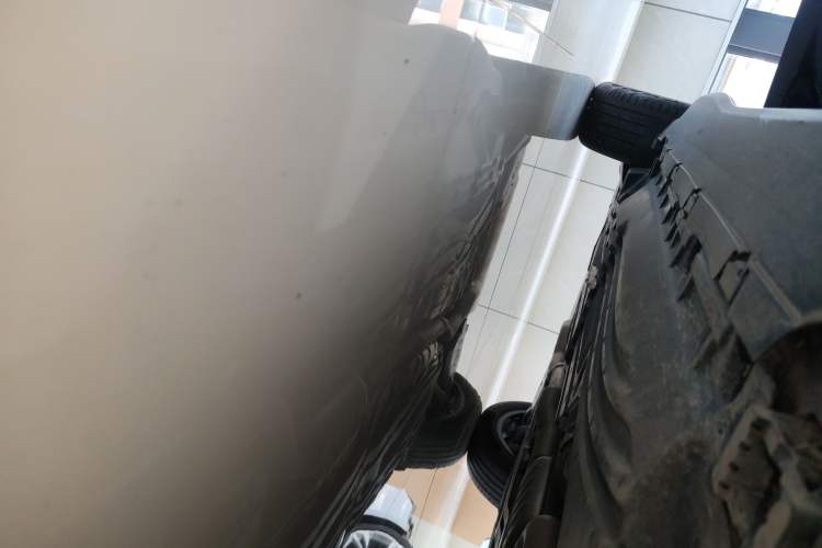 Used Mercedes-Benz GLC 2025 Refresh GLC 260 L 4MATIC Dynamic Edition Right Side Sill