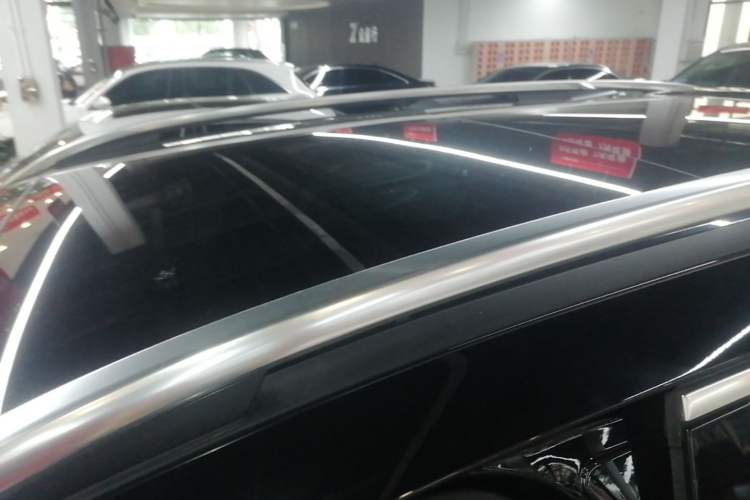 Used Mercedes-Benz GLC 2025 GLC 260 L 4MATIC Luxury Model Roof