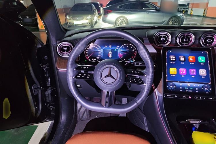 Used Mercedes-Benz GLC 2025 GLC 300 L 4MATIC Dynamic Edition 7-seater Steering Wheel