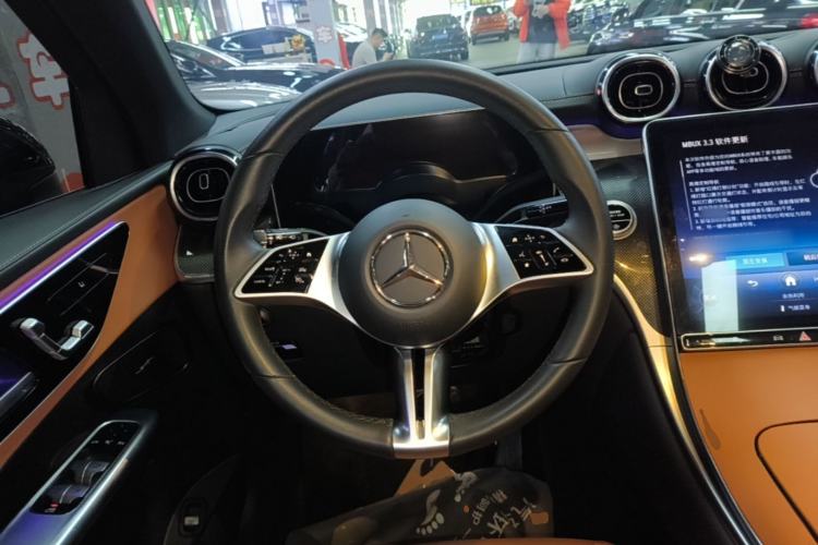 Used Mercedes-Benz GLC 2025 GLC 260 L 4MATIC Dynamic Edition Steering Wheel