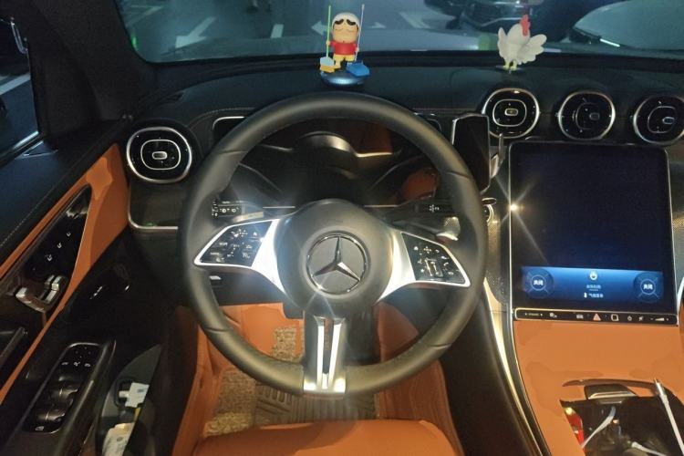 Used Mercedes-Benz GLC 2025 Refresh GLC 260 L 4MATIC Dynamic Edition Steering Wheel