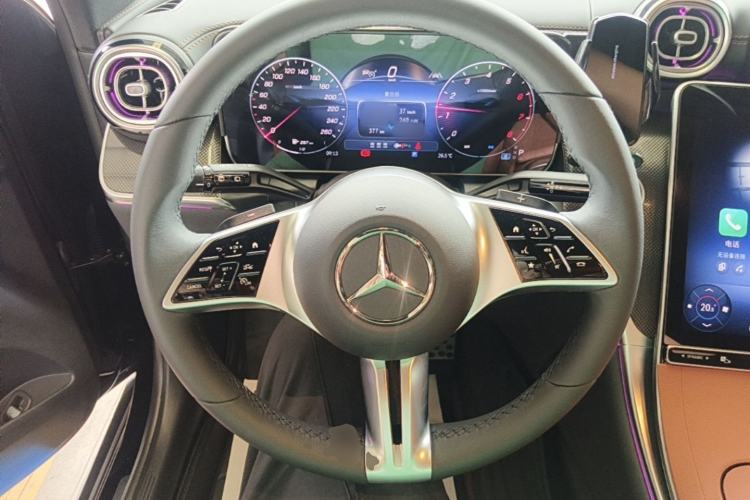 Used Mercedes-Benz GLC 2025 GLC 260 L 4MATIC Dynamic Edition Steering Wheel