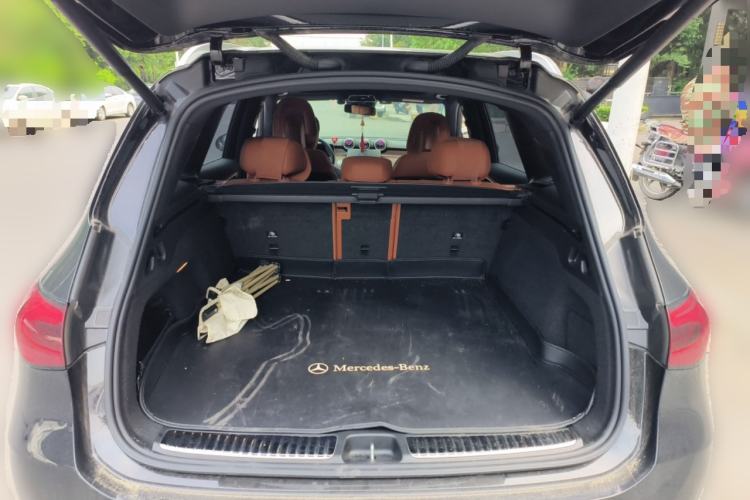 Used Mercedes-Benz GLC 2025 GLC 300 L 4MATIC Dynamic Model 5 Seats Trunk
