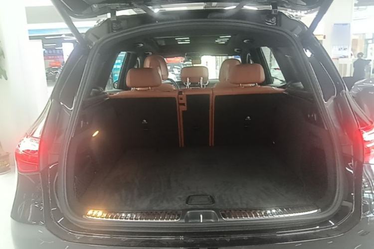 Used Mercedes-Benz GLC 2025 Facelift GLC 260 L 4MATIC Luxury Edition Trunk