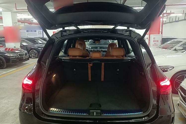 Used Mercedes-Benz GLC 2025 GLC 260 L 4MATIC Luxury Model Trunk