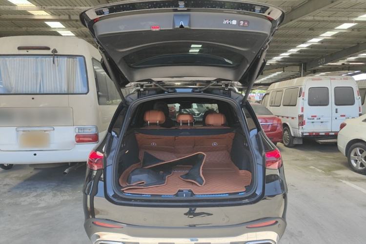 Used Mercedes-Benz GLC 2025 Refreshed GLC 300 L 4MATIC Dynamic Version 5 Seats Trunk