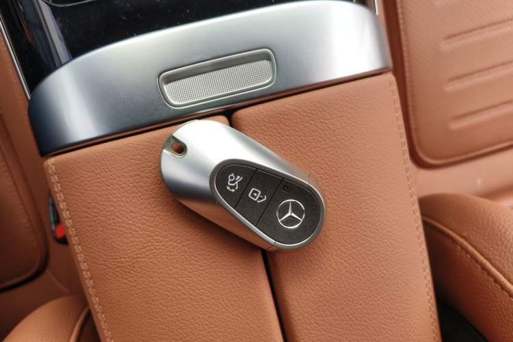Used Mercedes-Benz GLC 2025 Refresh GLC 260 L 4MATIC Dynamic Edition Vehicle Key