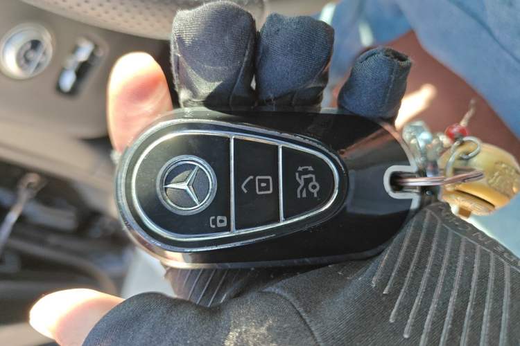 Used Mercedes-Benz GLC 2025 GLC 300 L 4MATIC Dynamic Edition 7-seater Vehicle Key