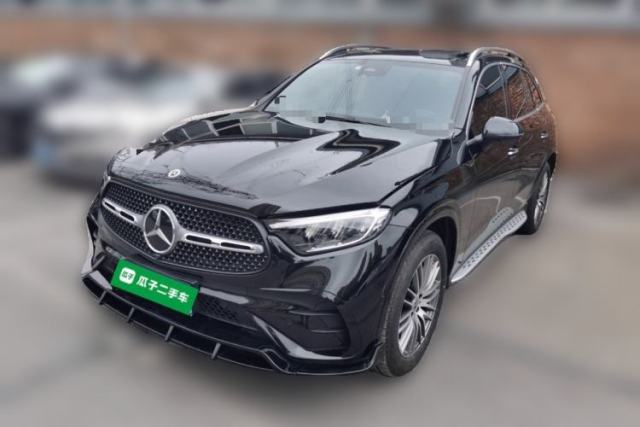 Mercedes-Benz GLC 2025 GLC 300 L 4MATIC Dynamic Model 5 Seats usado