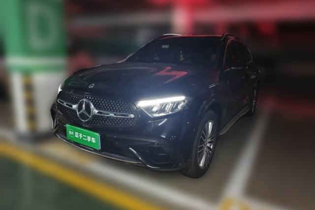 Mercedes-Benz GLC 2025 Refreshed GLC 300 L 4MATIC Dynamic Version 5 Seats usado