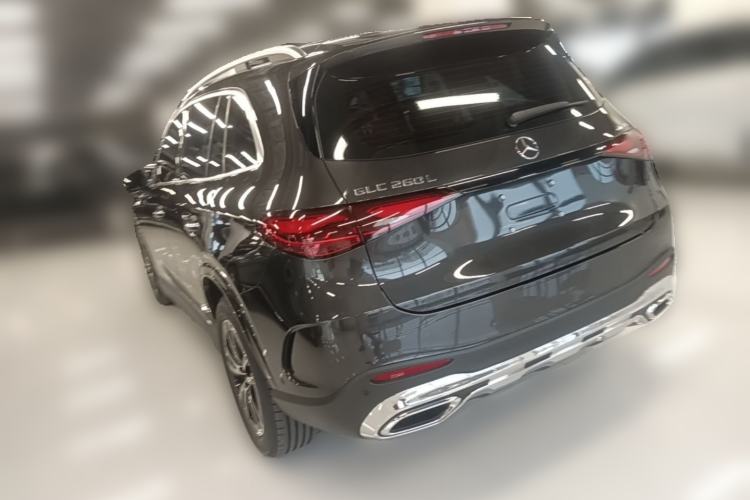 Used Mercedes-Benz GLC 2025 GLC 260 L 4MATIC Luxury Model Rear Left 45 Deg