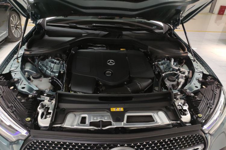 Used Mercedes-Benz GLC 2025 GLC 300 L 4MATIC Luxury Model 5 Seats Engine Bay