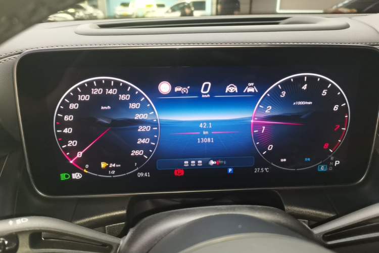 Used Mercedes-Benz GLC 2025 GLC 300 L 4MATIC Luxury Model 5 Seats Instrument Cluster