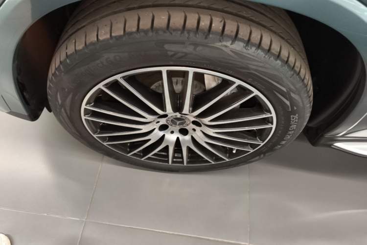 Used Mercedes-Benz GLC 2025 GLC 300 L 4MATIC Luxury Model 5 Seats Left Front Wheel Hub