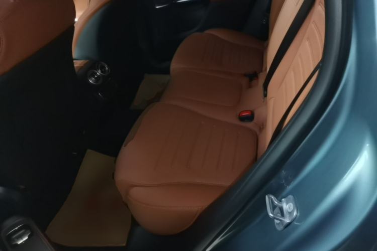 Used Mercedes-Benz GLC 2025 GLC 300 L 4MATIC Luxury Model 5 Seats Left Rear Seat