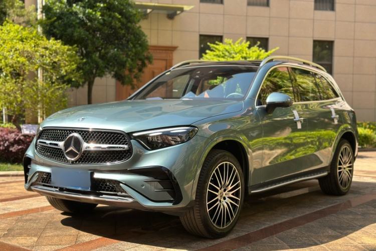 Used Mercedes-Benz GLC 2025 GLC 300 L 4MATIC Luxury Model 5 Seats Guazi used car, China used car export, Used car for sale, Used  cars, Cheapest cars for sale