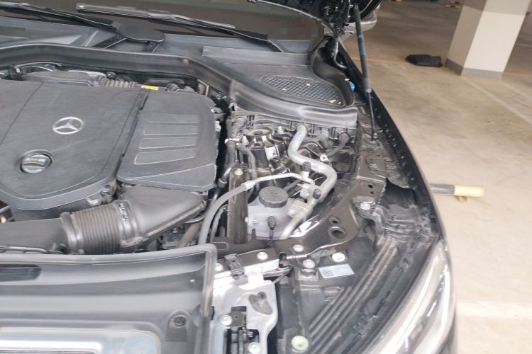 Used Mercedes-Benz GLC 2025 Refreshed GLC 300 L 4MATIC Dynamic Version 5 Seats Engine Bay Left