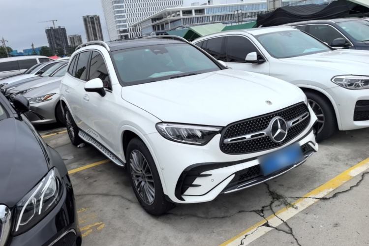 Used Mercedes-Benz GLC 2025 Refreshed GLC 300 L 4MATIC Dynamic Version 5 Seats Exterior 1