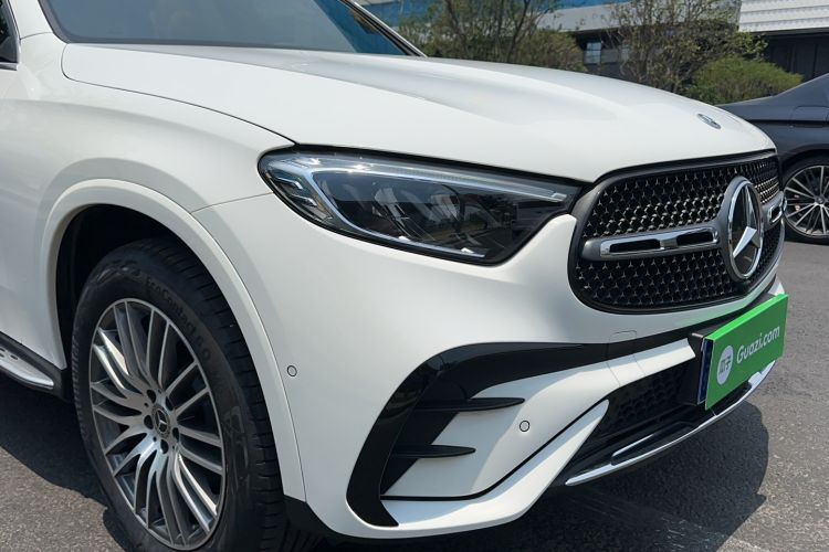 Used Mercedes-Benz GLC 2025 Refreshed GLC 300 L 4MATIC Dynamic Version 5 Seats Exterior 5