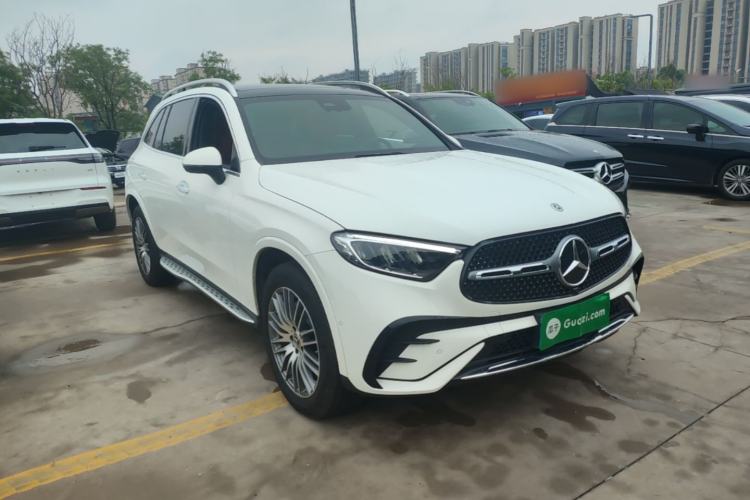 Used Mercedes-Benz GLC 2025 Refreshed GLC 300 L 4MATIC Dynamic Version 5 Seats Front Right 45 Deg