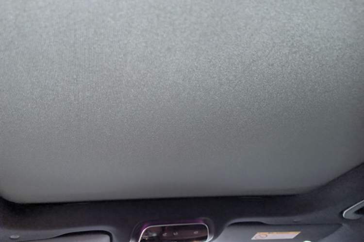 Used Mercedes-Benz GLC 2025 Refreshed GLC 300 L 4MATIC Dynamic Version 5 Seats Headliner