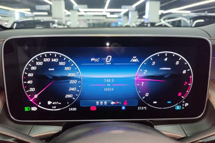 Used Mercedes-Benz GLC 2025 Refreshed GLC 300 L 4MATIC Dynamic Version 5 Seats Instrument Cluster