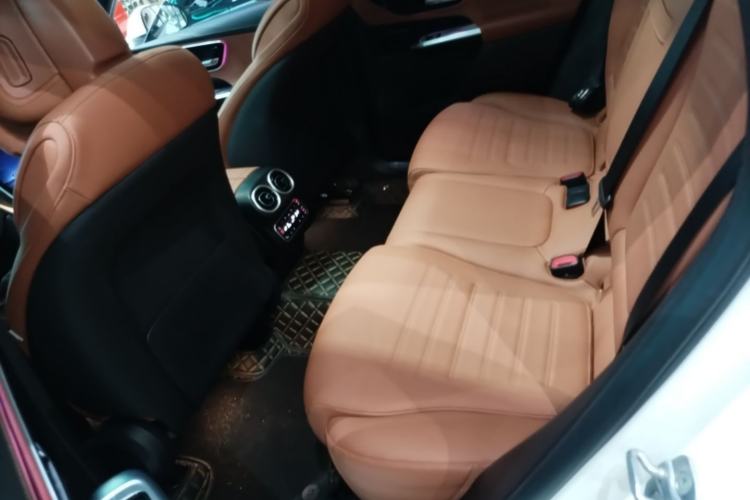 Used Mercedes-Benz GLC 2025 GLC 260 L 4MATIC Dynamic Edition Left Rear Seat