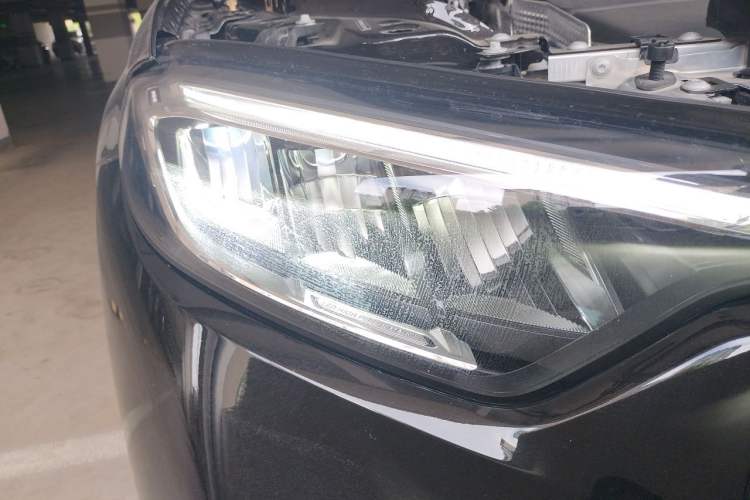 Used Mercedes-Benz GLC 2025 Refreshed GLC 300 L 4MATIC Dynamic Version 5 Seats Right Front Headlight
