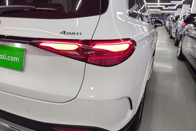 Used Mercedes-Benz GLC 2025 Refreshed GLC 300 L 4MATIC Dynamic Version 5 Seats Right Rear Taillight