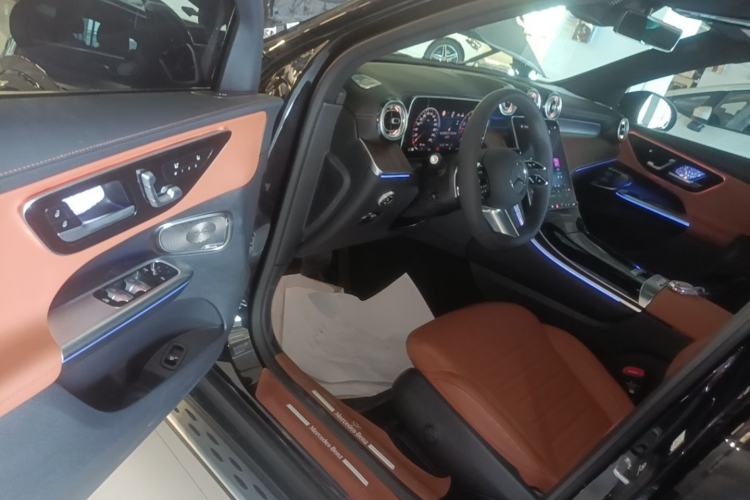 Used Mercedes-Benz GLC 2026 GLC 300 L 4MATIC Dynamic 5-seater Driver Seat