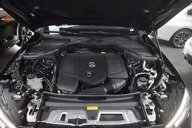 Used Mercedes-Benz GLC 2026 GLC 260 L 4MATIC Classic Edition Engine Bay