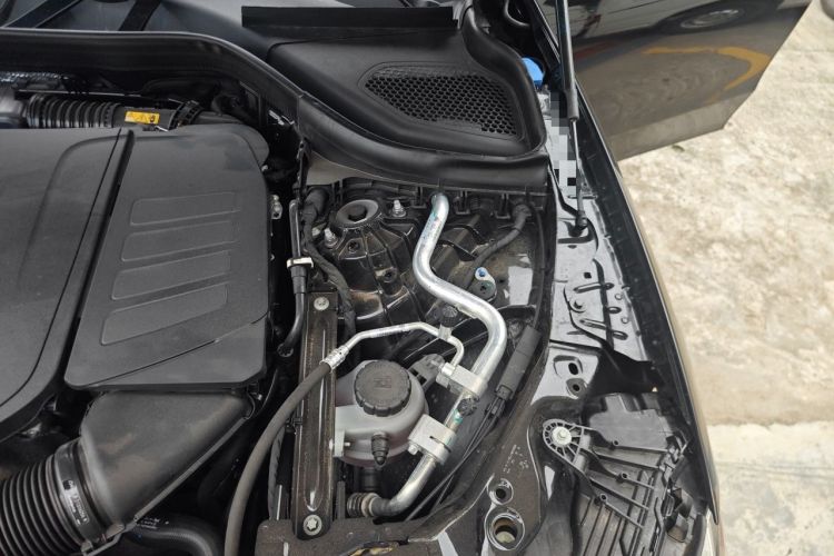 Used Mercedes-Benz GLC 2026 GLC 260 L 4MATIC Dynamic Model Engine Bay Left